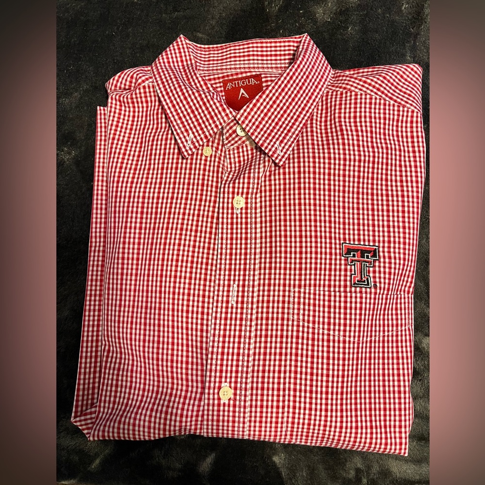 “Antigua” button down red/white gingham Texas Tech blouse. Large